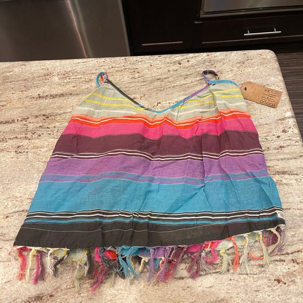 Billabong colorful top NWT